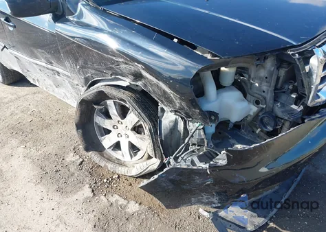 2014 Honda Pilot Touring z USA, uszkodzony, nr VIN 5FNYF4H93EB045647